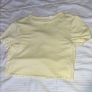 a XS Pac-sun crop tee